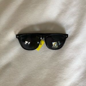 NWT wayfarer sunglasses